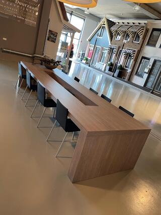 ( Locatie Zwolle ) Vergadertafel 10 pers, Hout, 2022